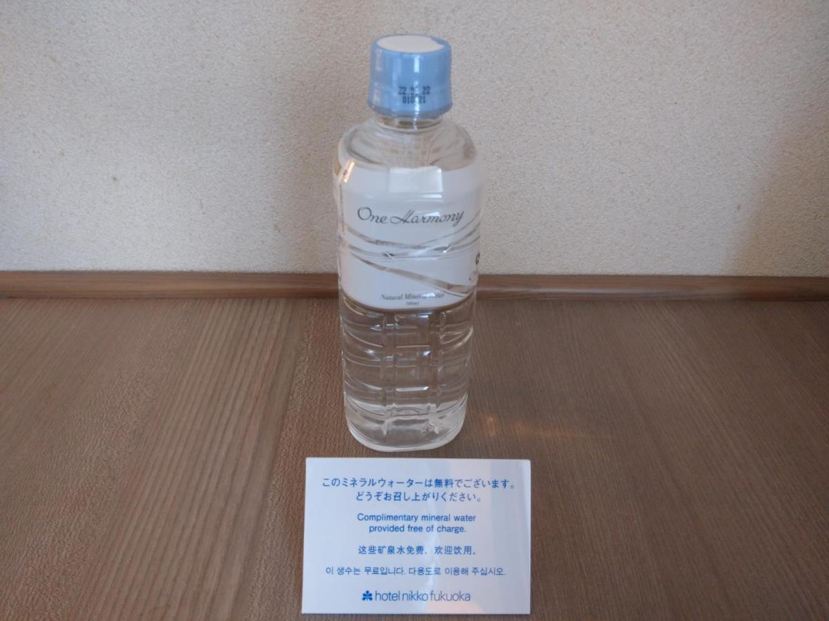 Hotel Nikko Fukuoka Fukuoka  Kültér fotó A bottle of Okinawan water