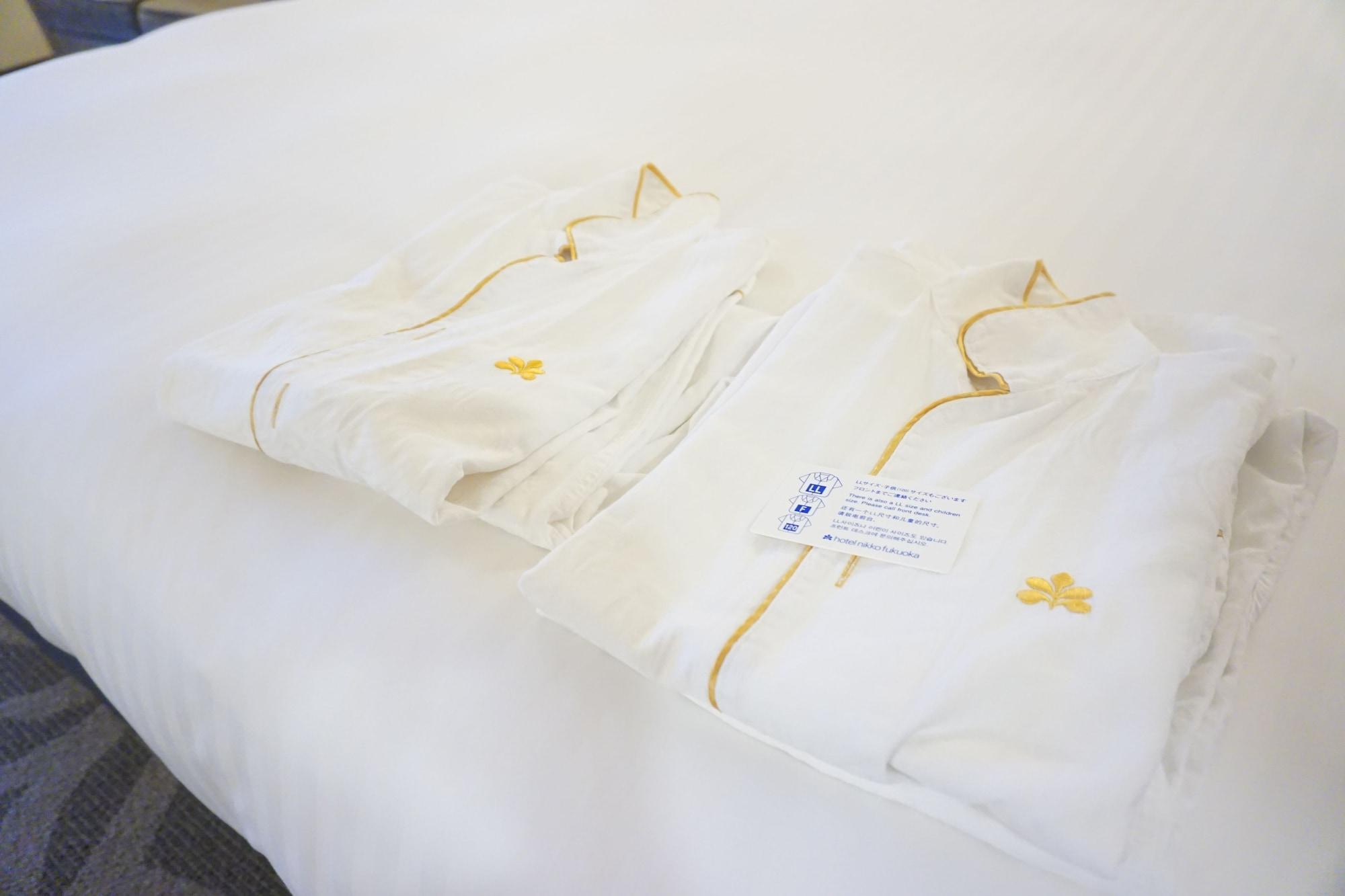 Hotel Nikko Fukuoka Fukuoka  Kültér fotó A cleanroom smock